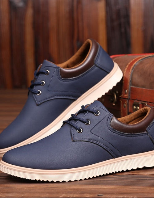 Load image into Gallery viewer, Mens Casual Flat Oxford Sneakers
